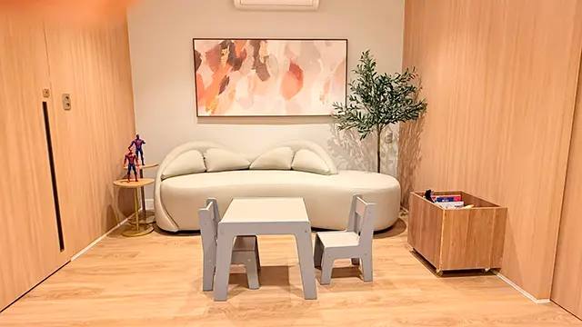 Recepção do consultório pediátrico em Goiânia